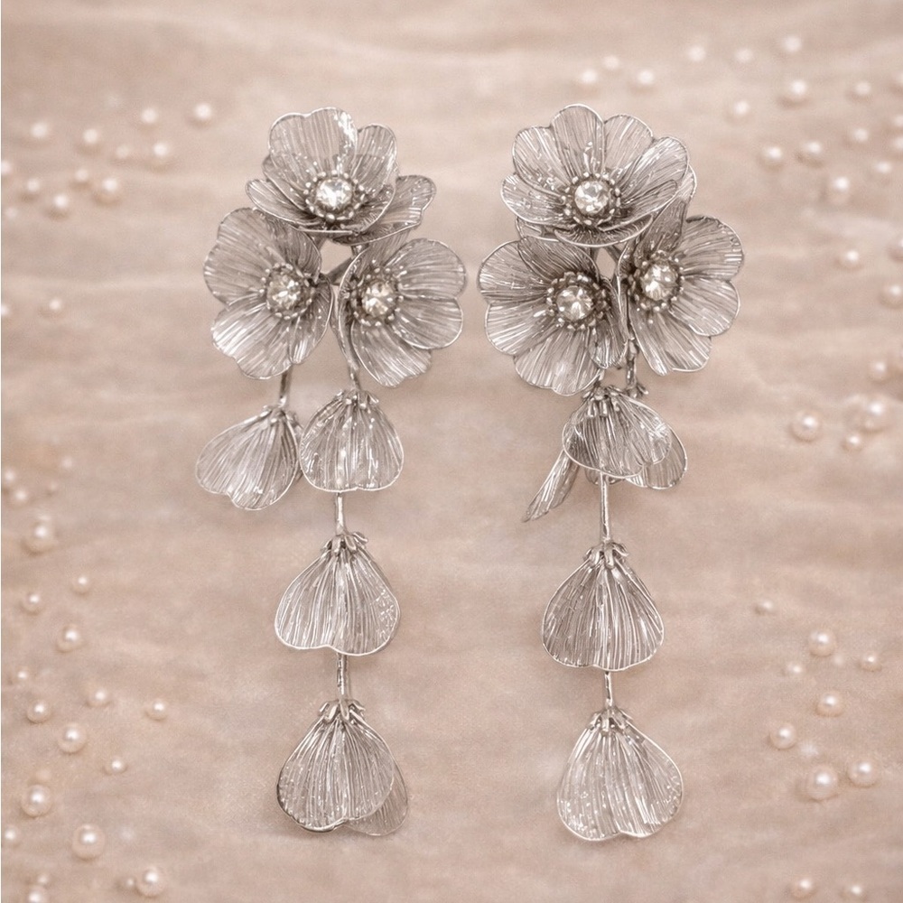 Zara Famous Kate Middleton Cascading Silver Dangle Earrings